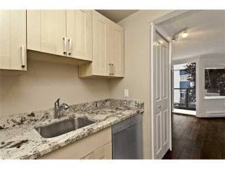 Photo 3: 21 1101 W 8TH Avenue in Vancouver: Fairview VW Condo for sale in "SAN FRANCISCAN ll" (Vancouver West)  : MLS®# V905265