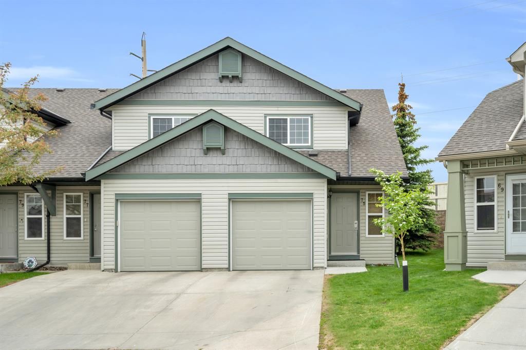 Main Photo: 75 Eversyde Court SW in Calgary: Evergreen Row/Townhouse for sale : MLS®# A2053916