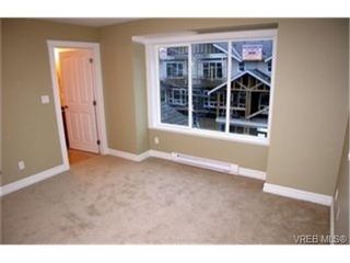 Photo 4:  in VICTORIA: La Langford Proper Row/Townhouse for sale (Langford)  : MLS®# 464143