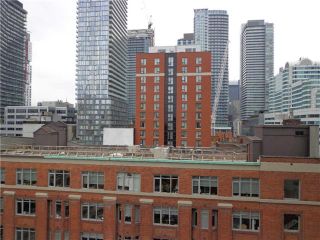Photo 3: 36 Charlotte St Unit #902 in Toronto: Waterfront Communities C1 Condo for sale (Toronto C01)  : MLS®# C3562647