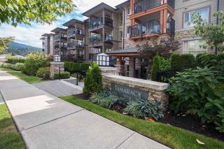 Photo 1: 217 3178 DAYANEE SPRINGS BL in Coquitlam: Westwood Plateau Condo for sale in "DAYANEE SPRINGS BY POLYGON" : MLS®# R2107496