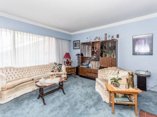 Photo 4: 428 E 19TH Street in North Vancouver: Central Lonsdale House for sale : MLS®# R2001012