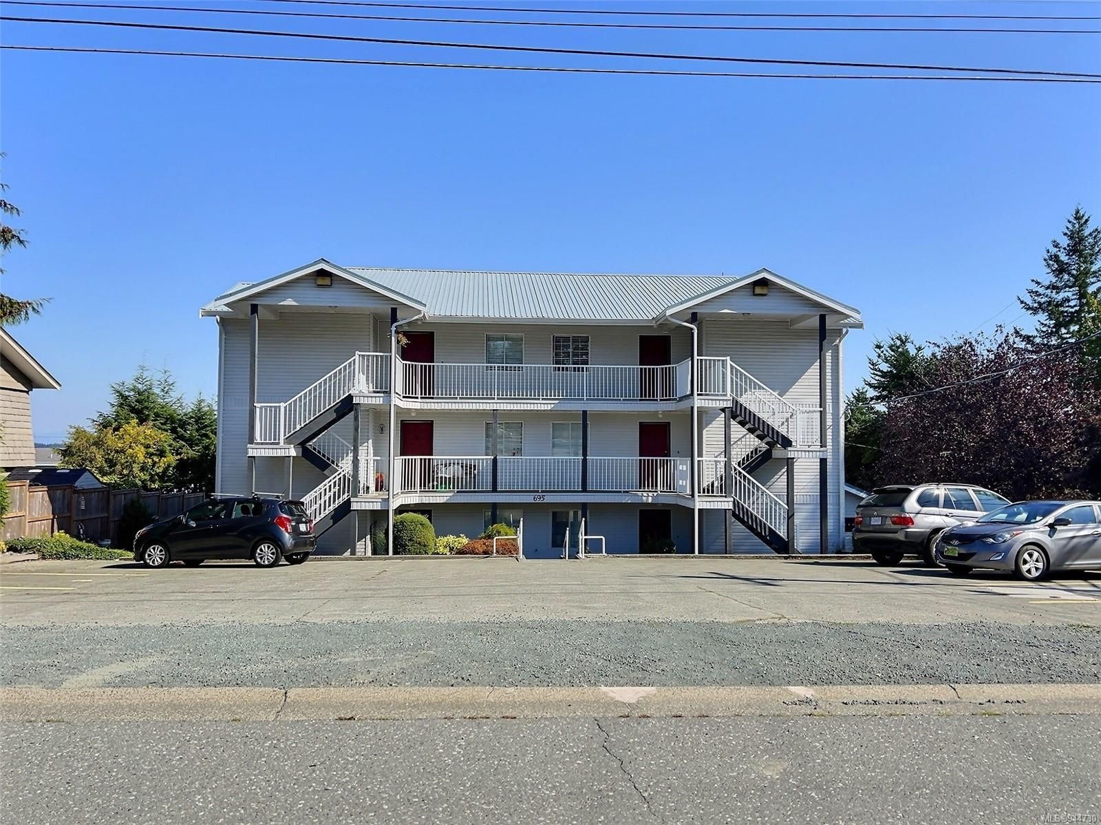 Main Photo: 5 695 Upland Dr in Campbell River: CR Campbell River Central Condo for sale : MLS®# 944730