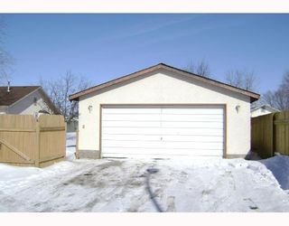 Photo 10: 80 TU-PELO Avenue in WINNIPEG: East Kildonan Residential for sale (North East Winnipeg)  : MLS®# 2802642