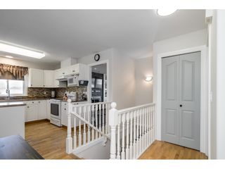 Photo 3: 34612 6TH Avenue in Abbotsford: Poplar House for sale in "Huntington Village" : MLS®# R2568891