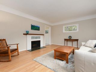 Photo 2: 1368 Grant St in Victoria: Vi Fernwood House for sale : MLS®# 856502