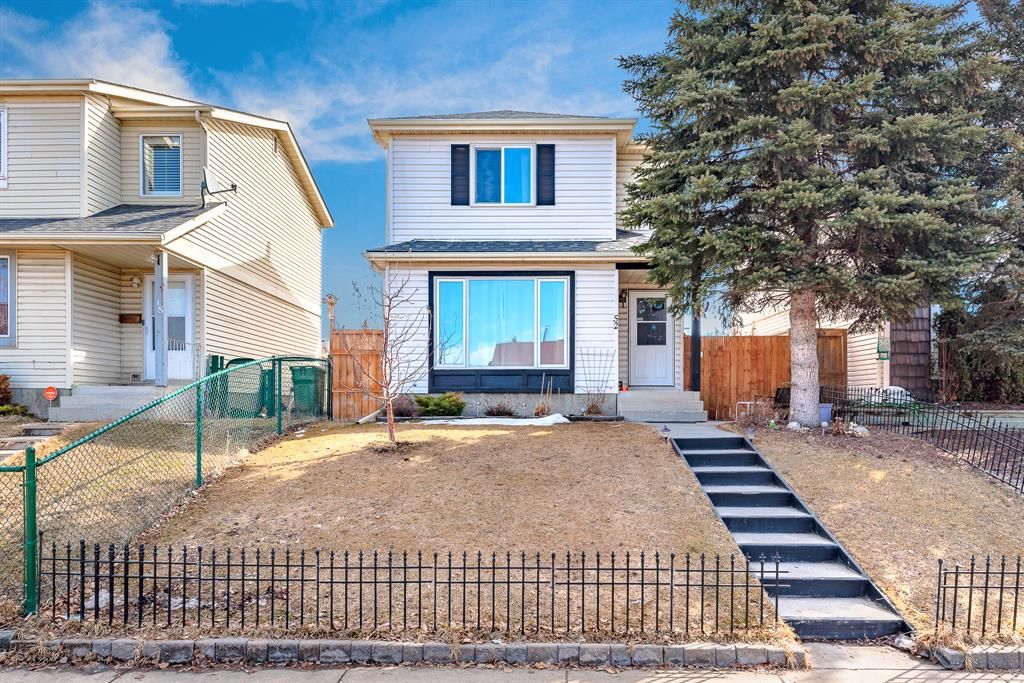 Main Photo: 52 Applecroft Road SE in Calgary: Applewood Park Detached for sale : MLS®# A2038523
