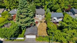 Photo 3: 1046 MATHERS Avenue in West Vancouver: Sentinel Hill House for sale : MLS®# R2715989