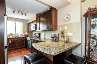 Photo 10: 1103 410 CARNARVON Street in New Westminster: Downtown NW Condo for sale : MLS®# R2086853