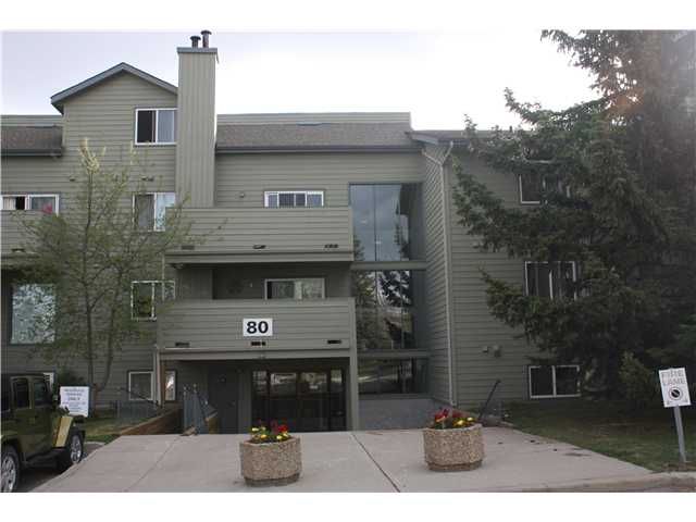 Main Photo: 3207 80 GLAMIS Drive SW in CALGARY: Glamorgan Condo for sale (Calgary)  : MLS®# C3568501