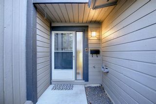 Photo 3: 28 27 Silver Springs Drive NW in Calgary: Silver Springs Row/Townhouse for sale : MLS®# A1212219