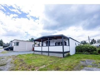 Photo 3: 44 26892 FRASER Highway in Langley: Aldergrove Langley Manufactured Home for sale in "Aldergrove Mobile Home Park" : MLS®# R2698548