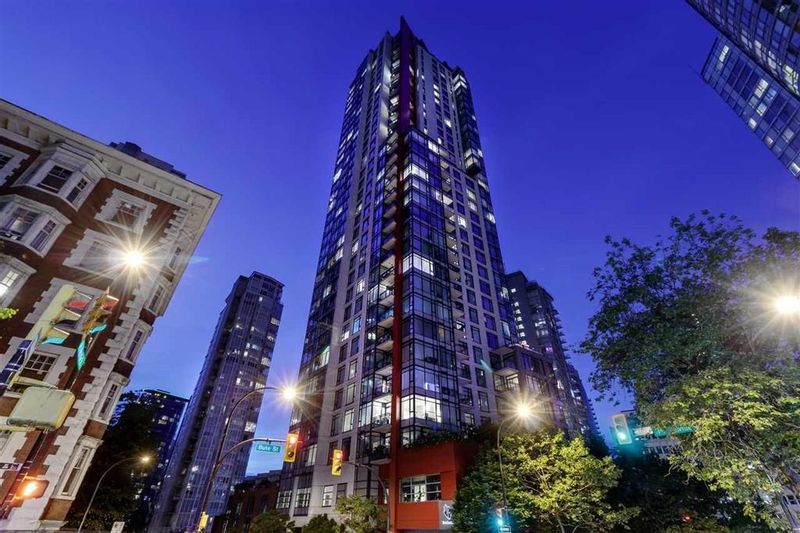FEATURED LISTING: 2103 - 1211 MELVILLE Street Vancouver