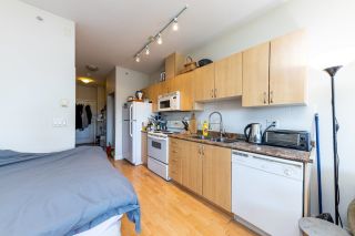 Photo 10: PH6 3423 E HASTINGS Street in Vancouver: Hastings Sunrise Condo for sale in "Zoey" (Vancouver East)  : MLS®# R2711968