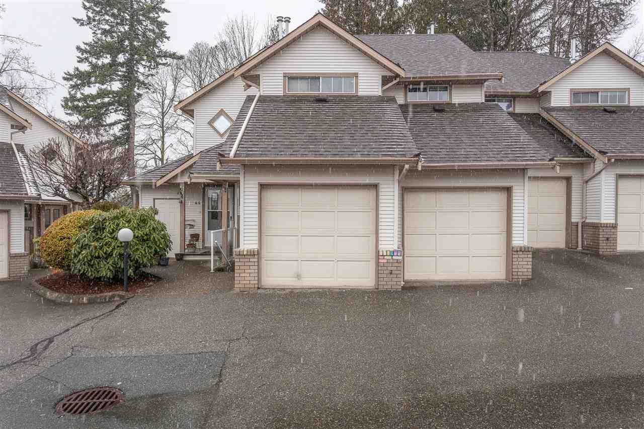 Main Photo: 45 32361 MCRAE Avenue in Mission: Mission BC Townhouse for sale in "Spencer Estates" : MLS®# R2433834
