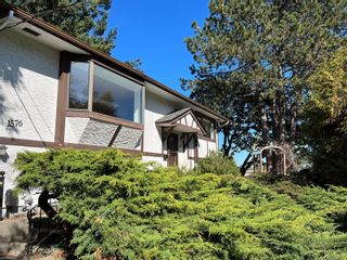 Photo 2: 1576 Arrow Rd in Saanich: SE Mt Doug House for sale (Saanich East)  : MLS®# 942516