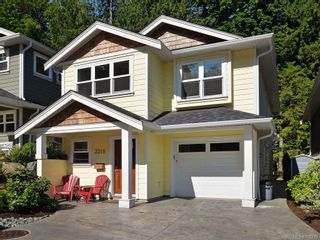 Photo 1: 3318 Myles Mansell Rd in Langford: La Walfred House for sale : MLS®# 702219