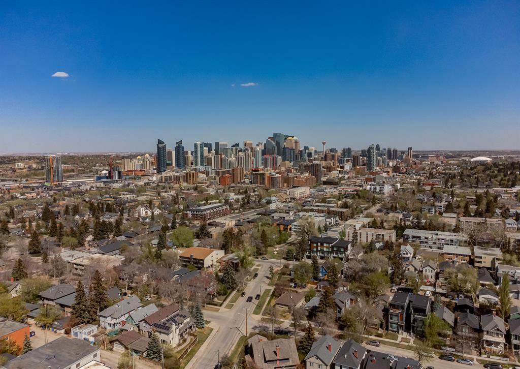 Main Photo: 2107 18A Street SW in Calgary: Bankview Detached for sale : MLS®# A2047038