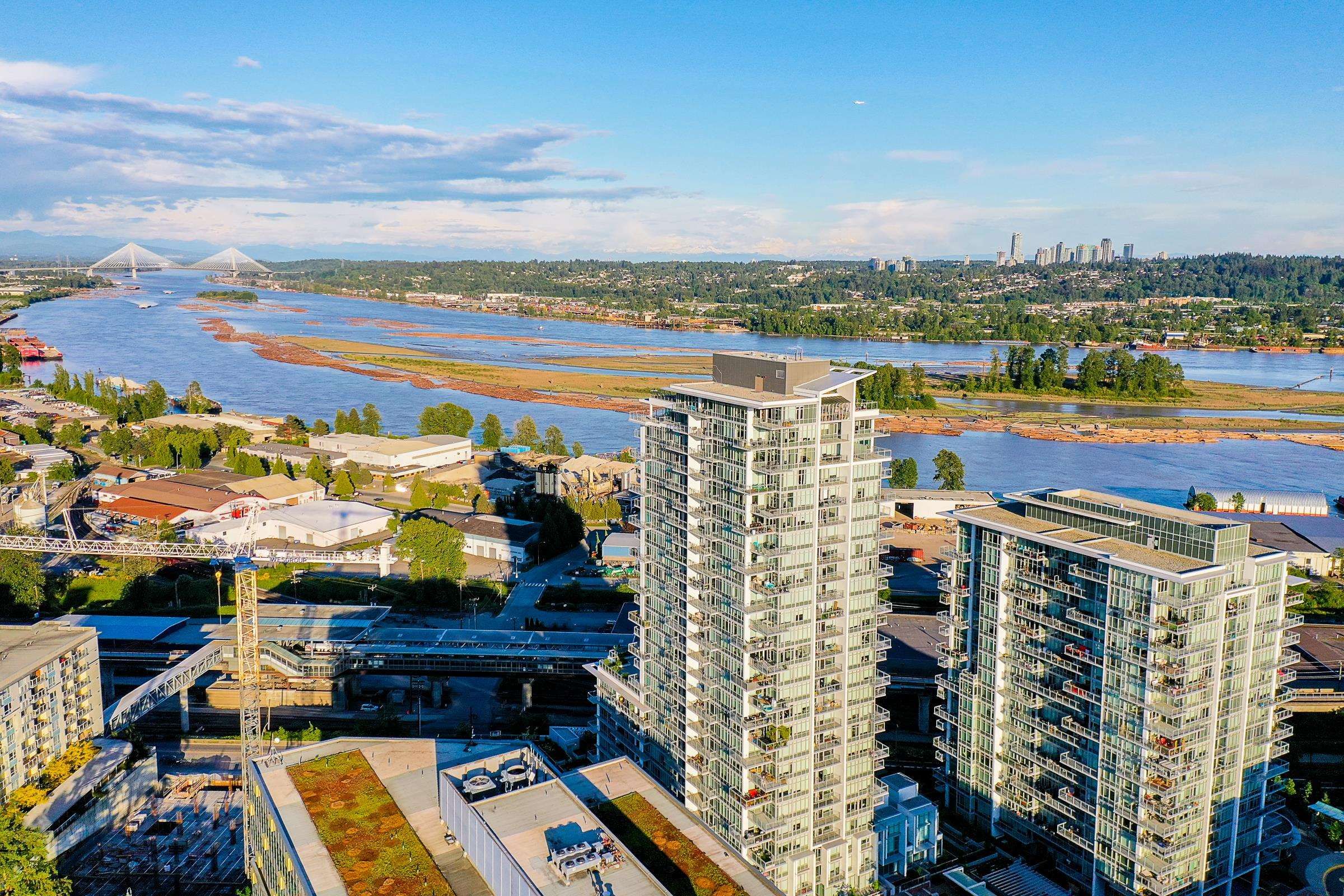 Main Photo: 1906 258 NELSON'S Court in New Westminster: Sapperton Condo for sale in "The Columbia" : MLS®# R2677998