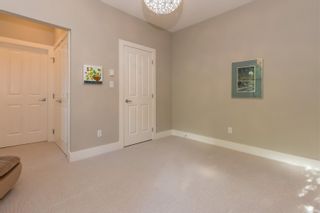 Photo 37: 104 1244 Muirfield Pl in Langford: La Bear Mountain Row/Townhouse for sale : MLS®# 922487