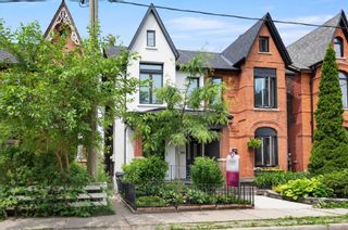 Photo 2: 140 Mulock Avenue in Toronto: Junction Area House (2 1/2 Storey) for sale (Toronto W02)  : MLS®# W5667930