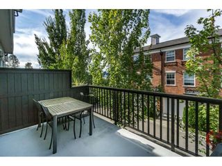 Photo 2: 38 11067 BARNSTON VIEW Road in Pitt Meadows: South Meadows Townhouse for sale in "COHO" : MLS®# R2095430
