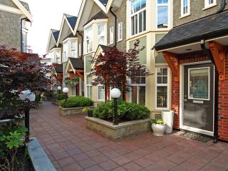 Photo 1: 2-1638 E. Georgia Street in Vancouver: Hastings Townhouse for sale in "The Woodshire" (Vancouver East)  : MLS®# V838102