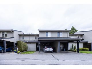 Photo 1: 33 27456 32 Avenue in Langley: Aldergrove Langley Townhouse for sale : MLS®# R2687043