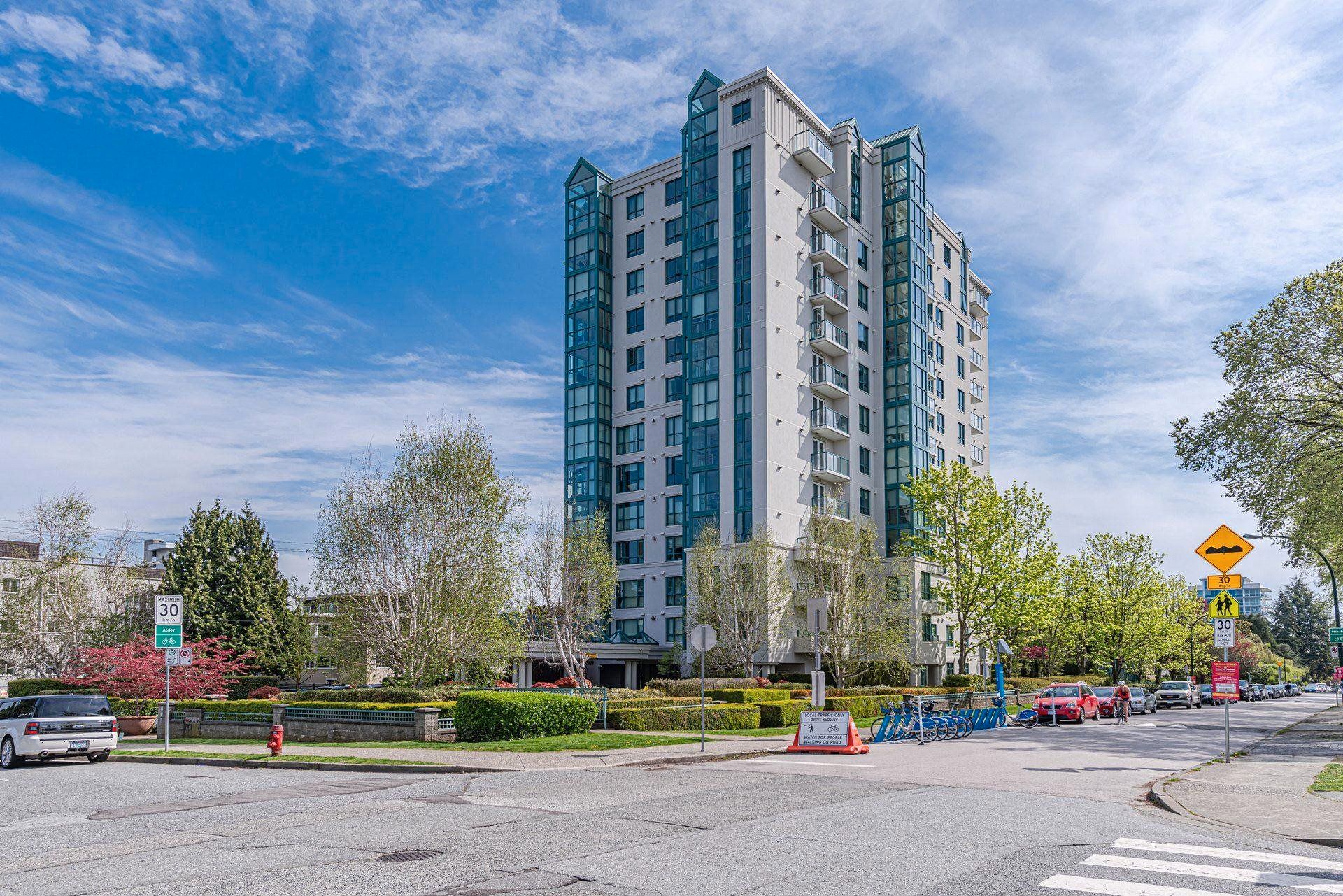 Main Photo: 506 2988 ALDER STREET in Vancouver: Fairview VW Condo for sale (Vancouver West)  : MLS®# R2774153