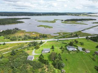 Photo 11: 3920 Lawrencetown Road in Lawrencetown: 31-Lawrencetown, Lake Echo, Port Residential for sale (Halifax-Dartmouth)  : MLS®# 202318463