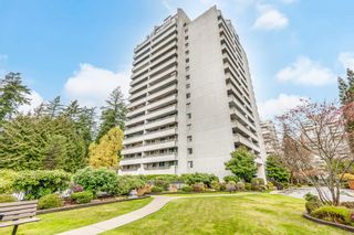 Photo 2: 408 4134 MAYWOOD Street in Burnaby: Metrotown Condo for sale in "Park Avenue Towers" (Burnaby South)  : MLS®# R2740812