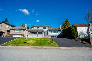 Photo 2: 2220 DAUPHIN Place in Burnaby: Parkcrest House for sale (Burnaby North)  : MLS®# R2767769