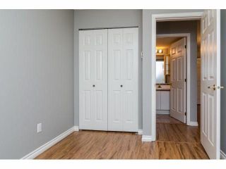 Photo 11: 329 2750 FAIRLANE Street in Abbotsford: Central Abbotsford Condo for sale in "THE FAIRLANE" : MLS®# F1428068