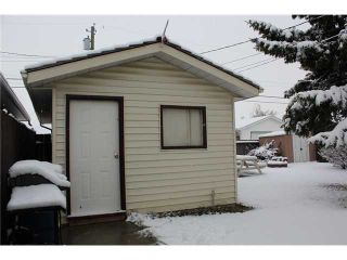 Photo 3: 183 PENMEADOWS Close SE in : Penbrooke Residential Detached Single Family for sale (Calgary)  : MLS®# C3591404