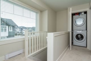 Photo 14: 1 7665 209 Street in Langley: Willoughby Heights Townhouse for sale in "Archstone-Yorkson" : MLS®# R2232525