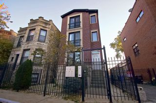 Main Photo:  in Chicago: CHI - West Town Residential Lease for sale ()  : MLS®# 10570724