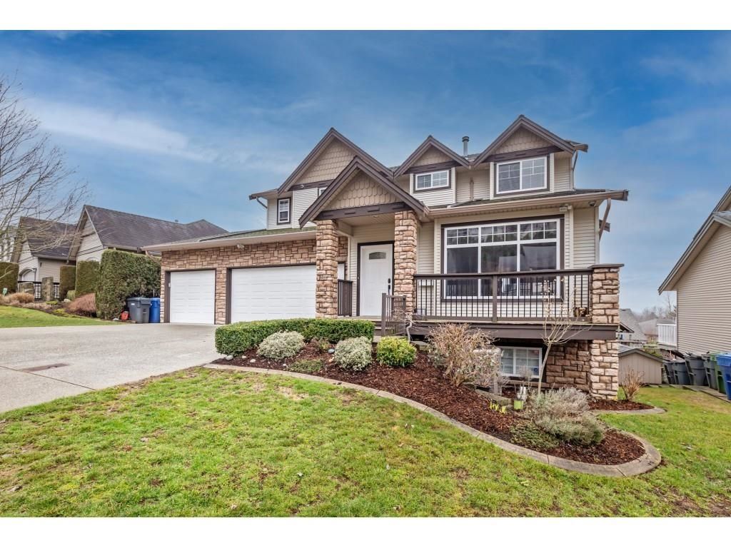 Main Photo: 35475 STRATHCONA Court in Abbotsford: Abbotsford East House for sale : MLS®# R2652921