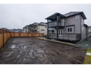 Photo 19: 27645 RAILCAR Crescent in Abbotsford: Aberdeen House for sale : MLS®# R2125726