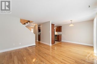Photo 8: 45 NATHALIE STREET in Rockland: House for sale : MLS®# 1387950