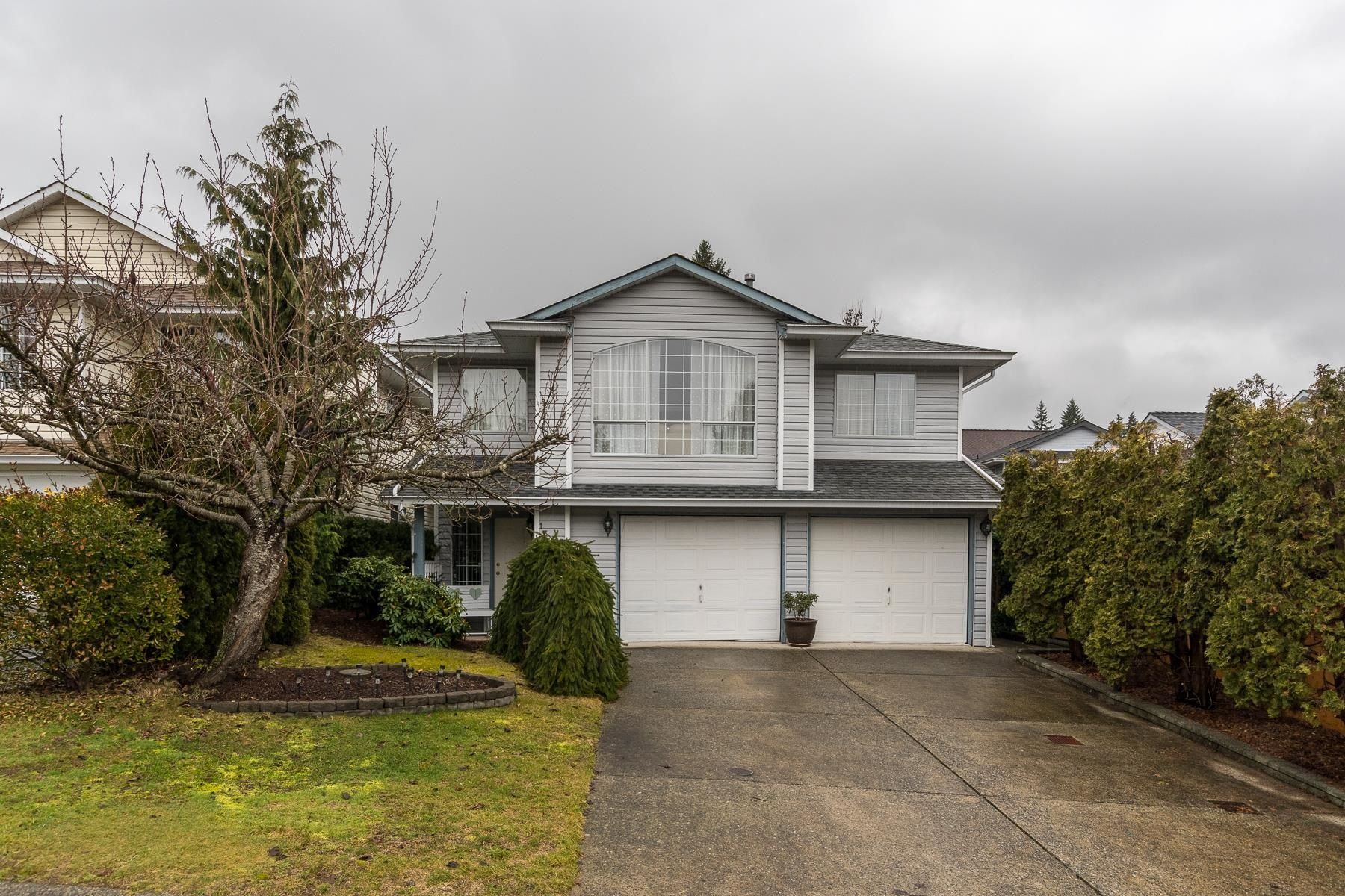Main Photo: 1321 WINDSOR Avenue in Port Coquitlam: Oxford Heights House for sale : MLS®# R2654173