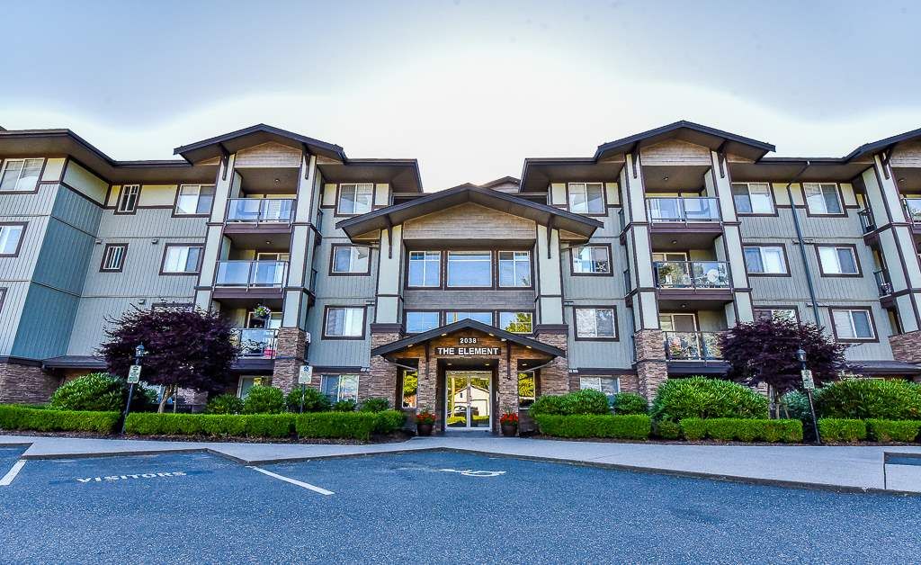 Main Photo: 105 2038 SANDALWOOD Crescent in Abbotsford: Central Abbotsford Condo for sale in "THE ELEMENT" : MLS®# R2185512