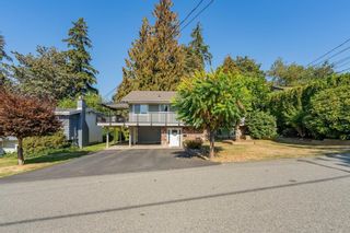 Photo 3: 32537 WILLIAMS Avenue in Mission: Mission BC House for sale : MLS®# R2728187