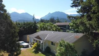 Photo 4: 40377 GARIBALDI Way in Squamish: Garibaldi Estates House for sale : MLS®# R2717152