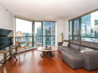 Photo 5: 1801 289 DRAKE Street in Vancouver: Yaletown Condo for sale (Vancouver West)  : MLS®# R2603900