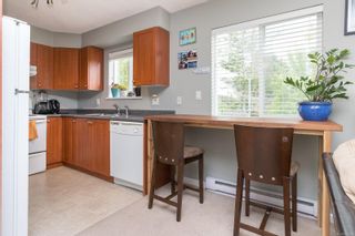 Photo 4: 112 383 Wale Rd in Colwood: Co Colwood Corners Condo for sale : MLS®# 874234