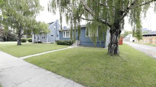 Photo 2: 329 10 Avenue NE in Calgary: Crescent Heights Detached for sale : MLS®# A1086560