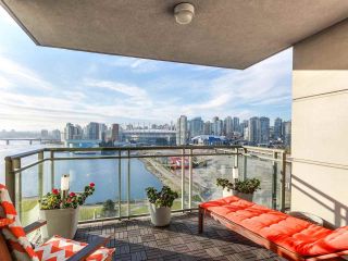 Photo 16: 1506 1088 QUEBEC Street in Vancouver: Mount Pleasant VE Condo for sale (Vancouver East)  : MLS®# R2231887