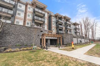 Main Photo: 306 45562 AIRPORT Road in Chilliwack: Chilliwack Proper South Condo for sale : MLS®# R2861932