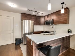Photo 7: 204 4338 COMMERCIAL Street in Vancouver: Victoria VE Condo for sale (Vancouver East)  : MLS®# R2692111
