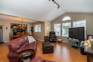 Photo 4: 3853 TESLIN Drive in Abbotsford: Abbotsford East House for sale in "Sandy Hill" : MLS®# R2650916